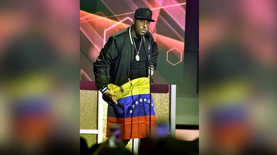 Nicky Jam dedicó premio Billboard a Venezuela. Foto: EFE