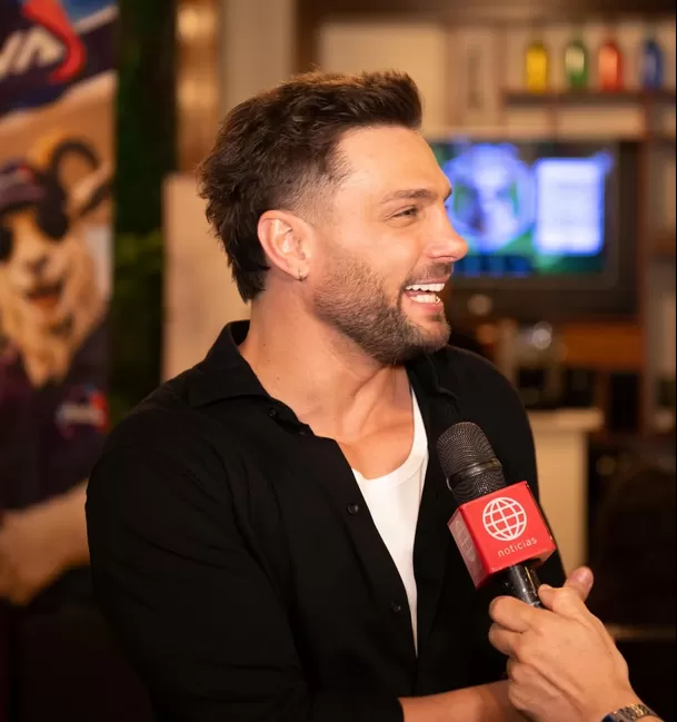 Nicola Porcella llegó al Perú para el lanzamiento de su app de fútbol / Instagram Nicola Porcella llegó al Perú para el lanzamiento de su app de fútbol / Instagram