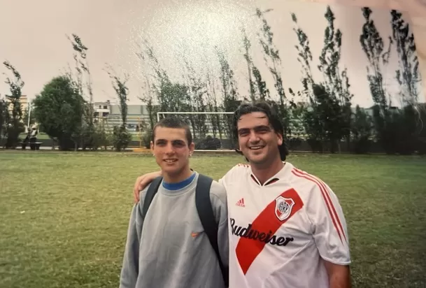 En mayo de este año, Nicola Porcella anunció con mucho pesar el fallecimiento de su primo Gonzalo / IG: @nicolaporcella12 En mayo de este año, Nicola Porcella anunció con mucho pesar el fallecimiento de su primo Gonzalo / IG: @nicolaporcella12