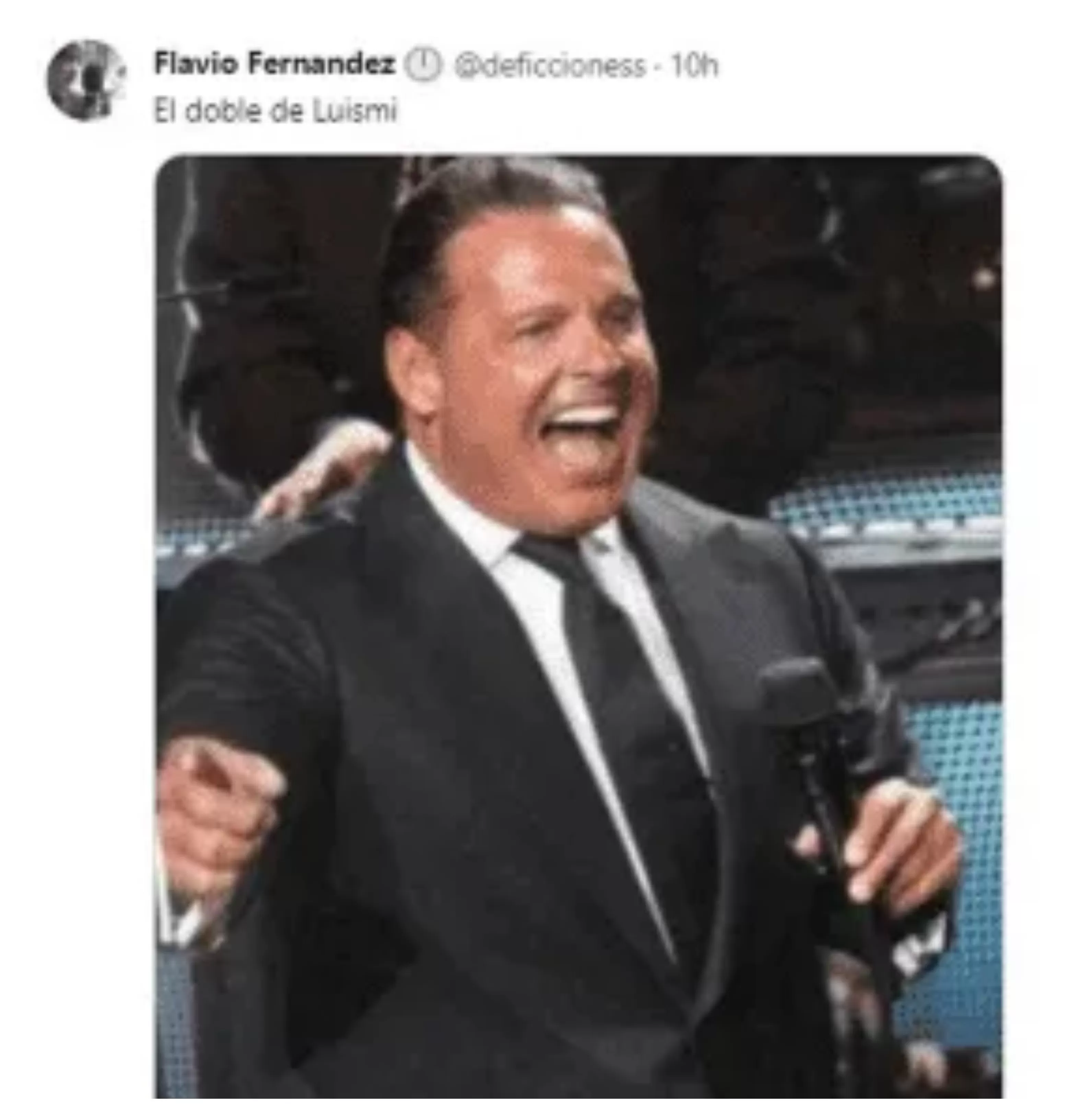 Memes sobre las teorías de un supuesto doble de Luis Miguel / Twitter 