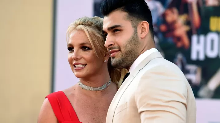 Novio de Britney Spears se pronuncia sobre embarazo de la cantante. Novio de Britney Spears se pronuncia sobre embarazo de la cantante.