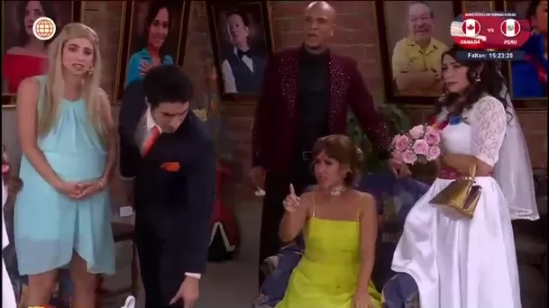 Olinda quedó en shock y terminó por desmayarse luego de que Juana anunciara su divorcio/ América TV Olinda quedó en shock y terminó por desmayarse luego de que Juana anunciara su divorcio/ América TV