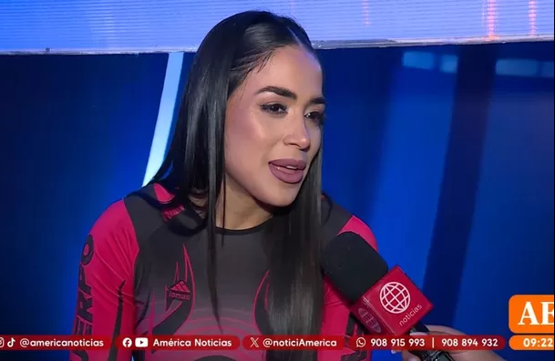 Onelia Molina contó que sabe quién le mandó rosas por su cumpleaños / América Espectáculos Onelia Molina contó que sabe quién le mandó rosas por su cumpleaños / América Espectáculos