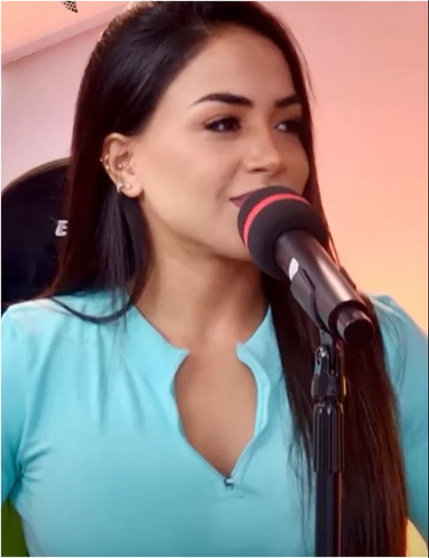 Onelia Molina recordó que le prometió a Nikko Ponce ser la 'ring girl' en la velada y que cumplirá su promesa.