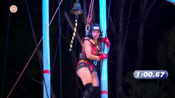 Onelia Molina soltó desgarradores gritos al sufrir ataque de pánico en la altura / AméricaTV