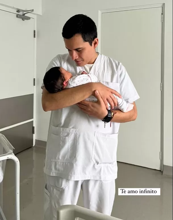 La pareja de Doris Fundichely, Jaime Luna no para de compartir imágenes de la pequeña Isabella/ Foto: Instagram