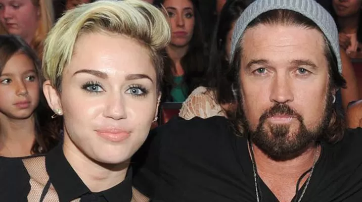 Padre de Miley Cyrus se pronunció sobre sexualidad de la cantante Padre de Miley Cyrus se pronunció sobre sexualidad de la cantante