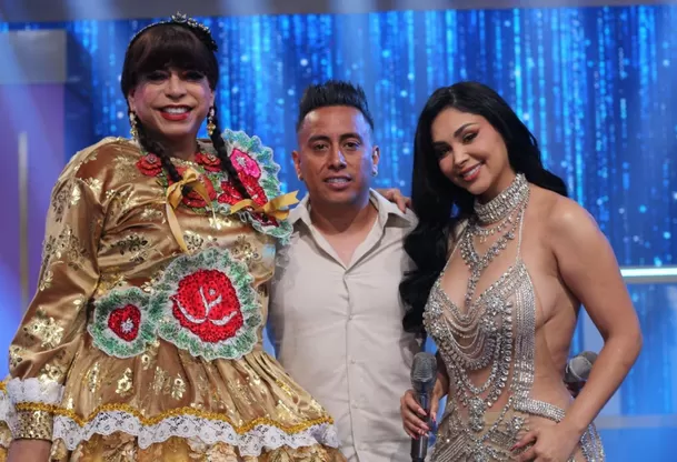 Pamela Franco y Christian Cueva en el programa 'Esta noche' / Instagram