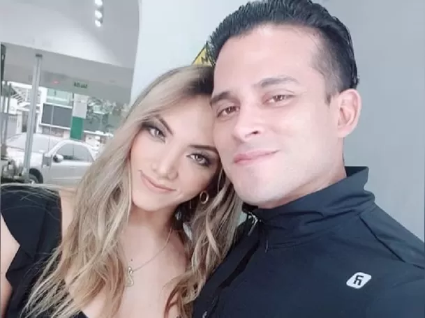 Christian Domínguez e Isabel Acevedo terminaron en el 2019 / Instagram