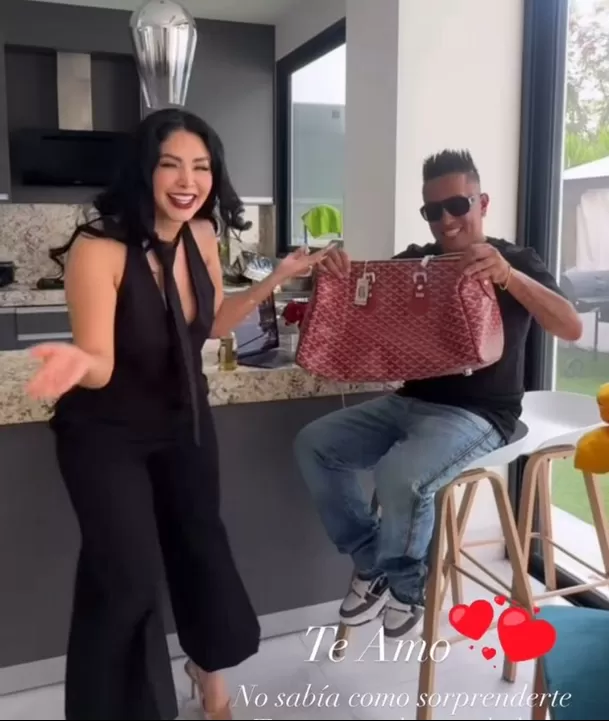 Pamela Franco regaló costoso bolso Goyard a Christian Cueva / Instagram