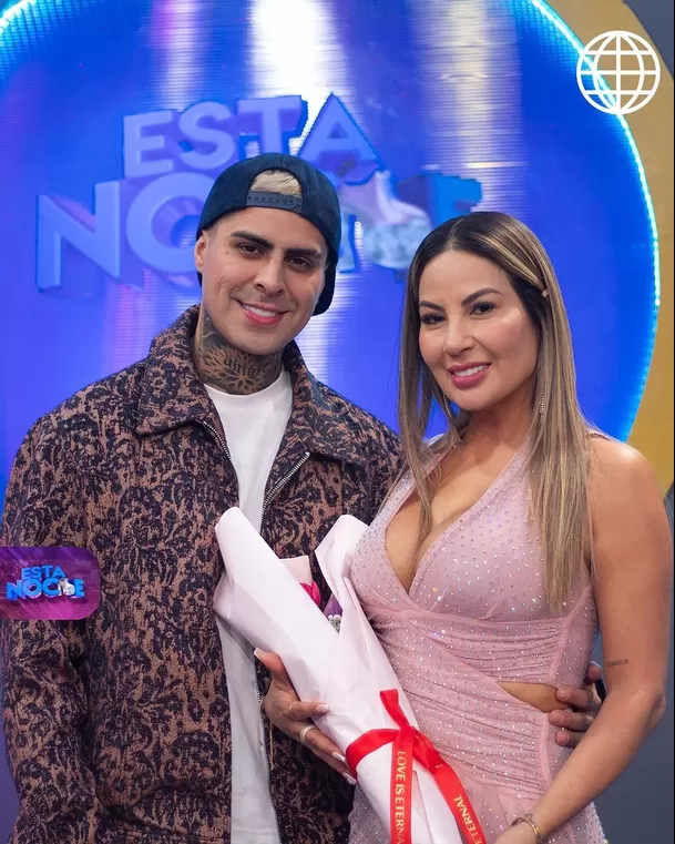 Pamela López y Paul Michael en el programa 'Esta noche' / Instagram