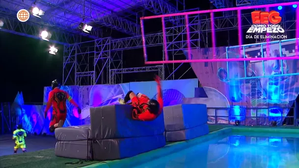 Pancho Rodríguez ignoró a Raúl Carpena y lo dejó “ahogarse” en la piscina. Fuente: AméricaTV