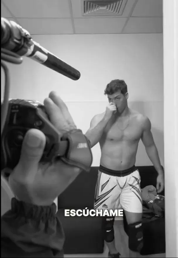 El capitán de los 'combatientes' criticó sin piedad a Patricio Parodi y dejó picantes frases. Foto: TikTok @guerrerosycombatientesperu El capitán de los 'combatientes' criticó sin piedad a Patricio Parodi y dejó picantes frases. Foto: TikTok @guerrerosycombatientesperu