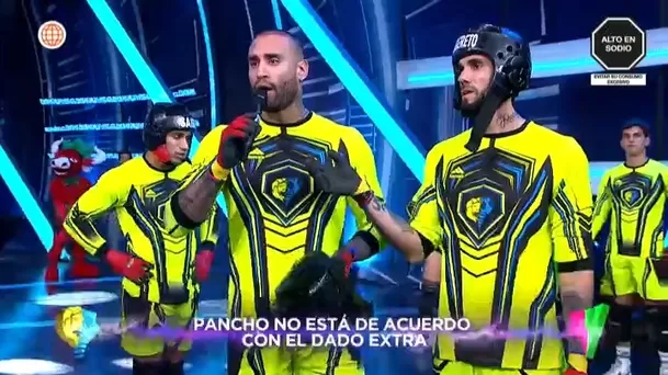 Pancho Rodríguez tomó desprevenido a Gino Assereto. Video: América TV Pancho Rodríguez tomó desprevenido a Gino Assereto. Video: América TV