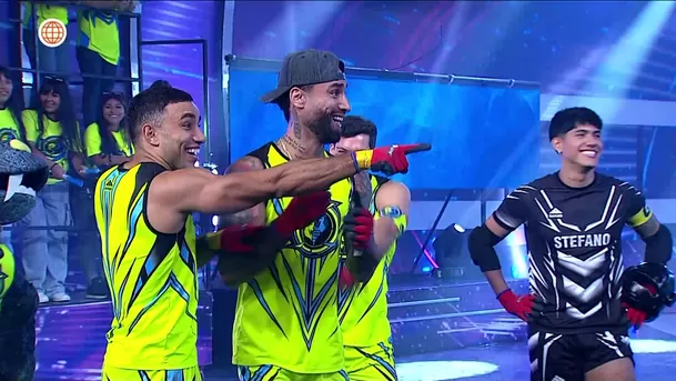Pancho Rodríguez sufrió bochornoso momento tras ser expuesto / AméricaTV Pancho Rodríguez sufrió bochornoso momento tras ser expuesto / AméricaTV