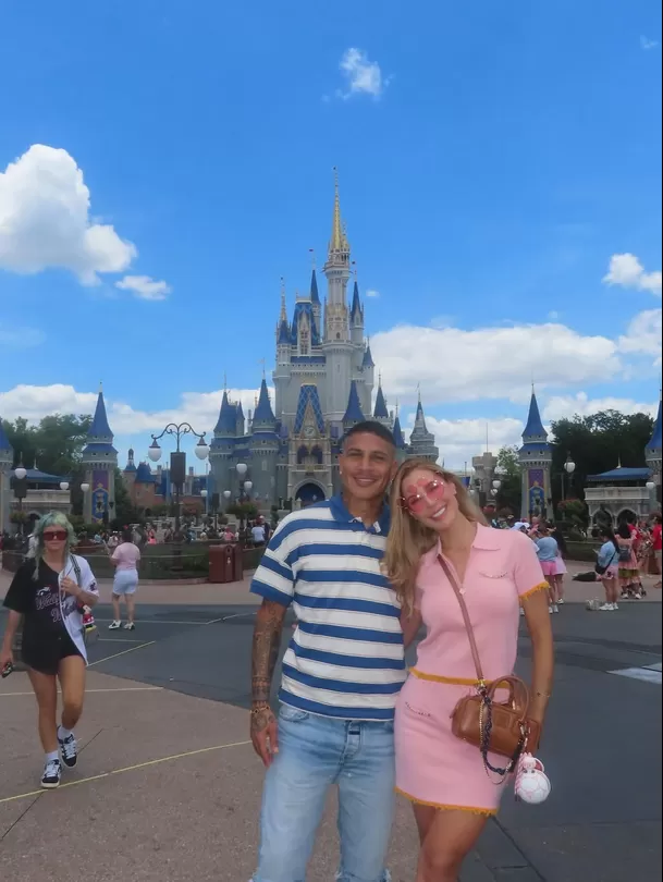 Ana Paula Consorte y Paolo Guerrero reconciliados y en Disney / IG: @guerrero9