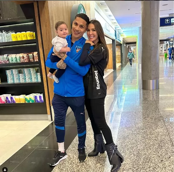 Paolo Guerrero,Ana Paula Consorte y el pequeño Paolo André volvieron a Quito pero antes visitaron al padre del futbolista José Guerrero/Foto: Instagram