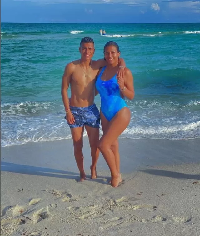 Paolo Hurtado y Rosa Fuentes pasaron vacaciones en familia en Orlando, Florida. Fuente: Instagram/Referencial