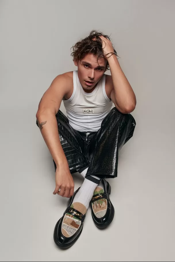 Pascal lanzó el tema 'Pa La Luna’ / Instagram