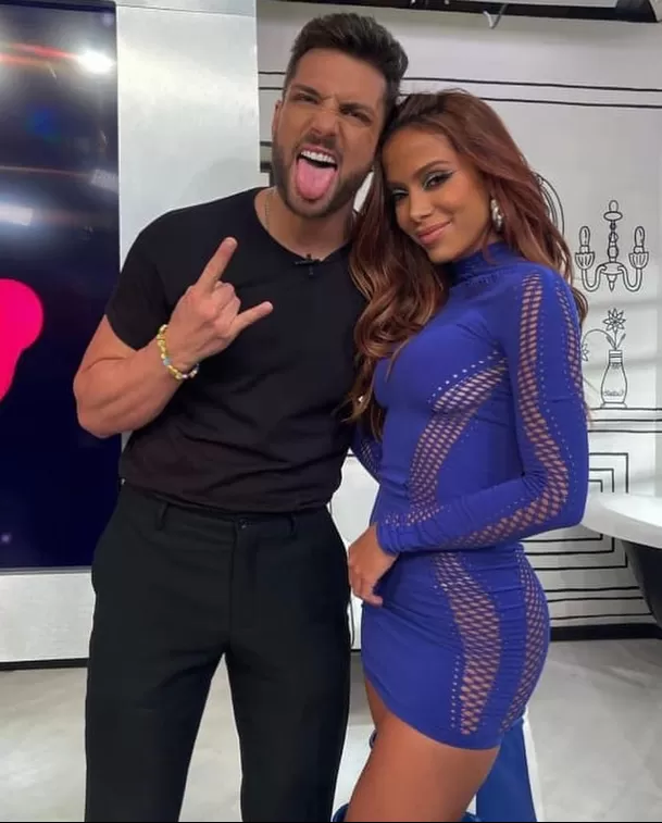 Nicola Porcella y Anitta se conocieron en el set del programa 'Hoy' / Foto: IG Nicola Porcella Nicola Porcella y Anitta se conocieron en el set del programa 'Hoy' / Foto: IG Nicola Porcella