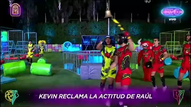 Patricio defiende a Raúl tras empujón a Kevin Díaz/América TV Patricio defiende a Raúl tras empujón a Kevin Díaz/América TV