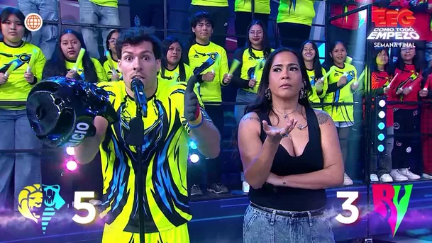 Patricio Parodi y Renzo Schuller se enfrentaron tras triunfo de los combatientes / AméricaTV Patricio Parodi y Renzo Schuller se enfrentaron tras triunfo de los combatientes / AméricaTV