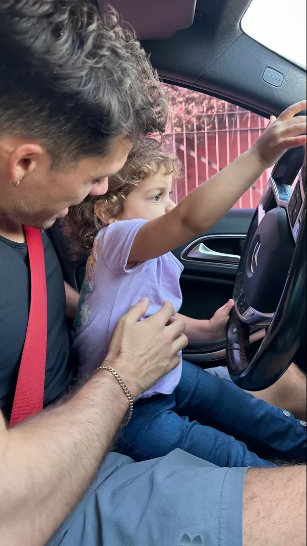 Patricio Parodi junto a su sobrina Aitana. Fuente: Instagram Patricio Parodi junto a su sobrina Aitana. Fuente: Instagram