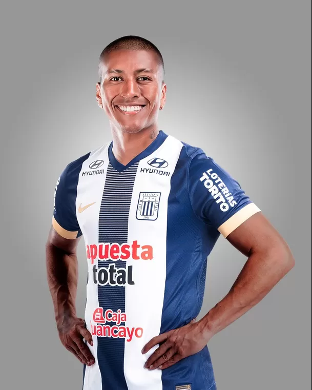 Pedro Aquino habría participado en presunta indisciplina junto a Sergio Peña, Carlos Zambrano y Miguel Trauco / Instagram