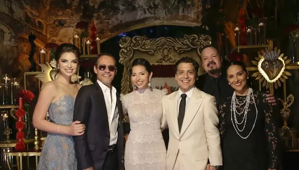 Christian Nodal se casó con Ángela Aguilar dos meses después de anunciar su romance. fuente: Instagram