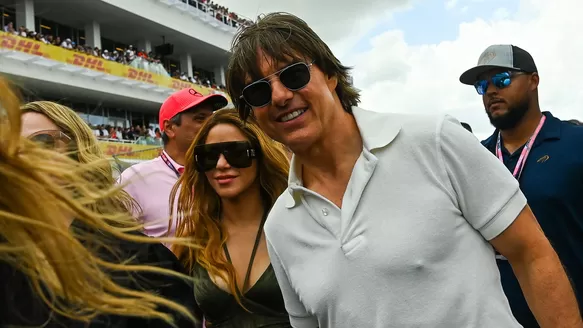 Puso un freno: Shakira le habría rogado a Tom Cruise que deje de cortejarla