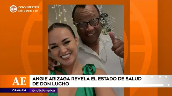 Angie Arizaga y su papá en Navidad / Instagram