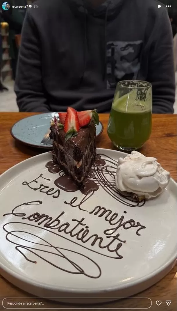 Raúl Carpena fue sorprendido con tremendo gesto en restaurante / IG: rscarpena7