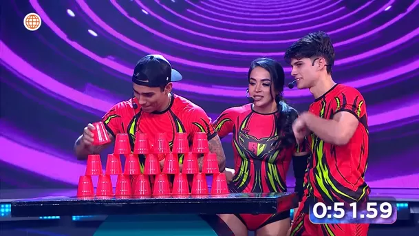 Raúl Carpena, Onelia Molina y Kevin Díaz participaron en reto grupal. Foto: América TV Raúl Carpena, Onelia Molina y Kevin Díaz participaron en reto grupal. Foto: América TV