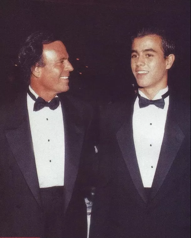 Julio Iglesias con su hijo Enrique / Instagram