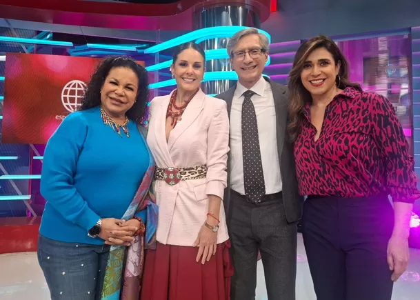 Rebeca Escribens estuvo de celebración por sus 10 años en América Espectáculos / América Tv