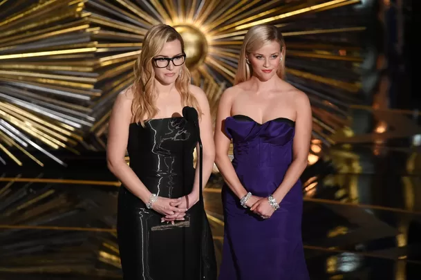 Reese Witherspoon desmiente las especulaciones sobre su supuesta pelea con Kate Winslet. Fuente: AFP Reese Witherspoon desmiente las especulaciones sobre su supuesta pelea con Kate Winslet. Fuente: AFP
