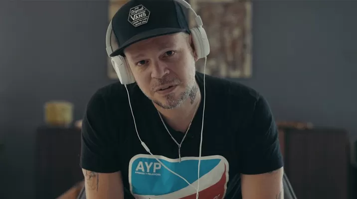 Residente dice amanecer "valiente" y acostarse "con miedo" en la pandemia Residente dice amanecer "valiente" y acostarse "con miedo" en la pandemia