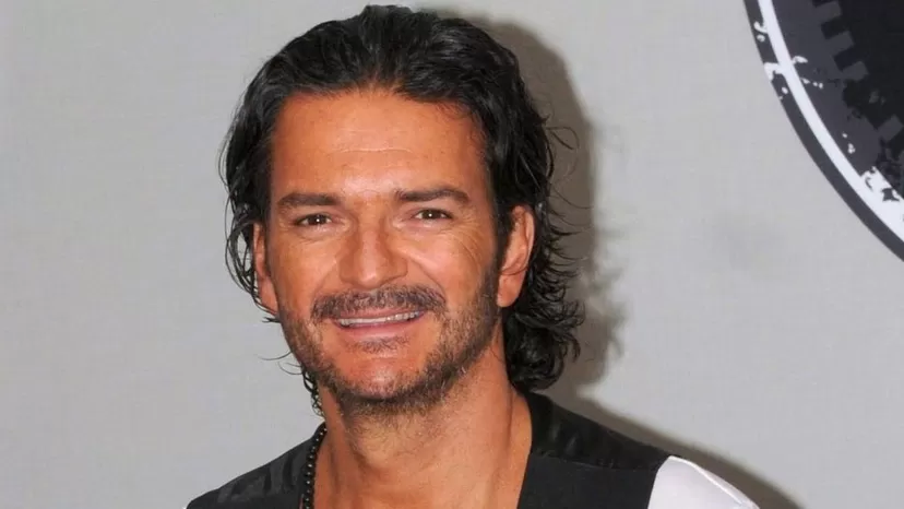 Ricardo Arjona regresa con todo y agota las entradas para su concierto en tiempo récord