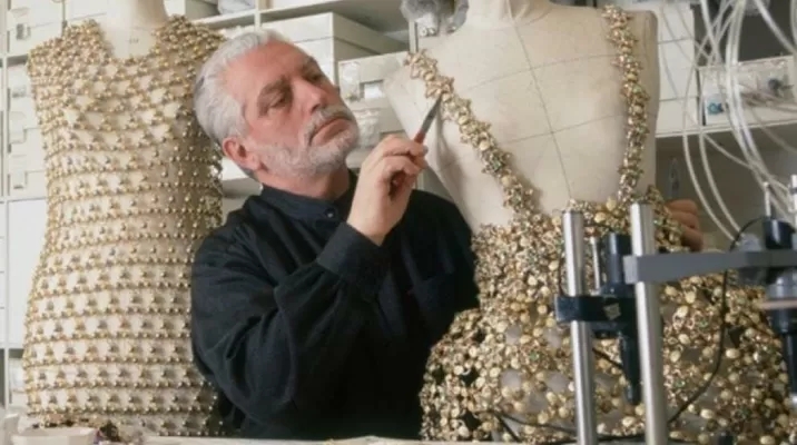 Roban en la casa del diseñador Paco Rabanne un día después de su muerte Roban en la casa del diseñador Paco Rabanne un día después de su muerte