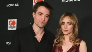 Robert Pattinson y Suki Waterhouse se lucieron con su bebé / AFP