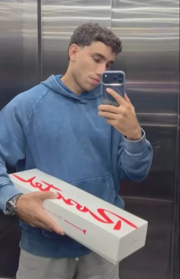 Said Palao sorprendió a Alejandra Baigorria con flores. Foto: Instagram Said Palao sorprendió a Alejandra Baigorria con flores. Foto: Instagram