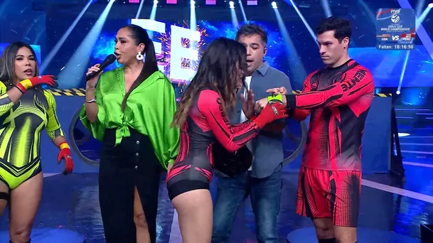 Rosángela arrebató cinta de capitán a Patricio y así reaccionó el guerrero. Fuente: AméricaTV