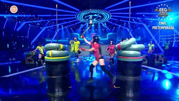 Rosángela venció a Melissa con amplía ventaja en fuerza y así reaccionó Loza. Fuente: AméricaTV