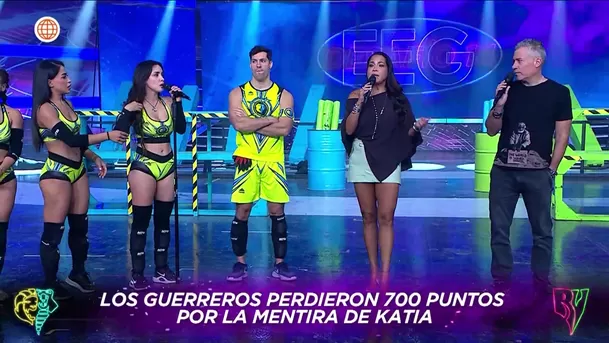 Rosángela reclamó a Katia tras perjudicar a los guerreros y conductora la mandó a los combatientes / AméricaTV