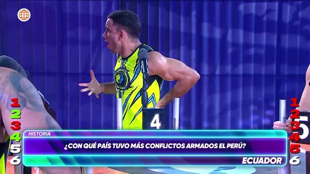 Said Palao lanzó desgarrador grito al pasarle corriente en juego / AméricaTV Said Palao lanzó desgarrador grito al pasarle corriente en juego / AméricaTV