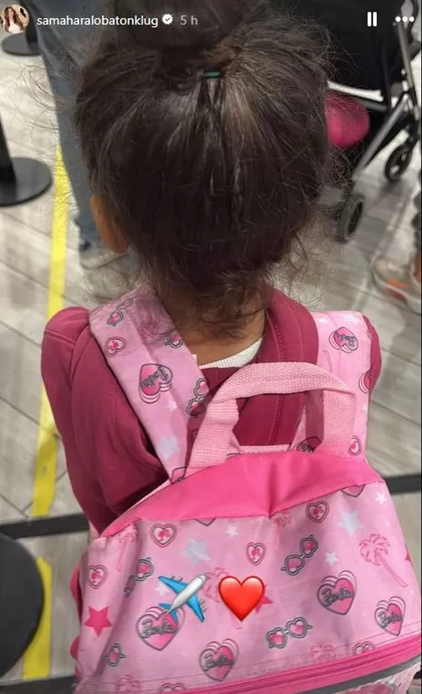 Samahara Lobatón y su hija en el aeropuerto ¿para irse a Estados Unidos? / Captura / Instagram Samahara Lobatón y su hija en el aeropuerto ¿para irse a Estados Unidos? / Captura / Instagram