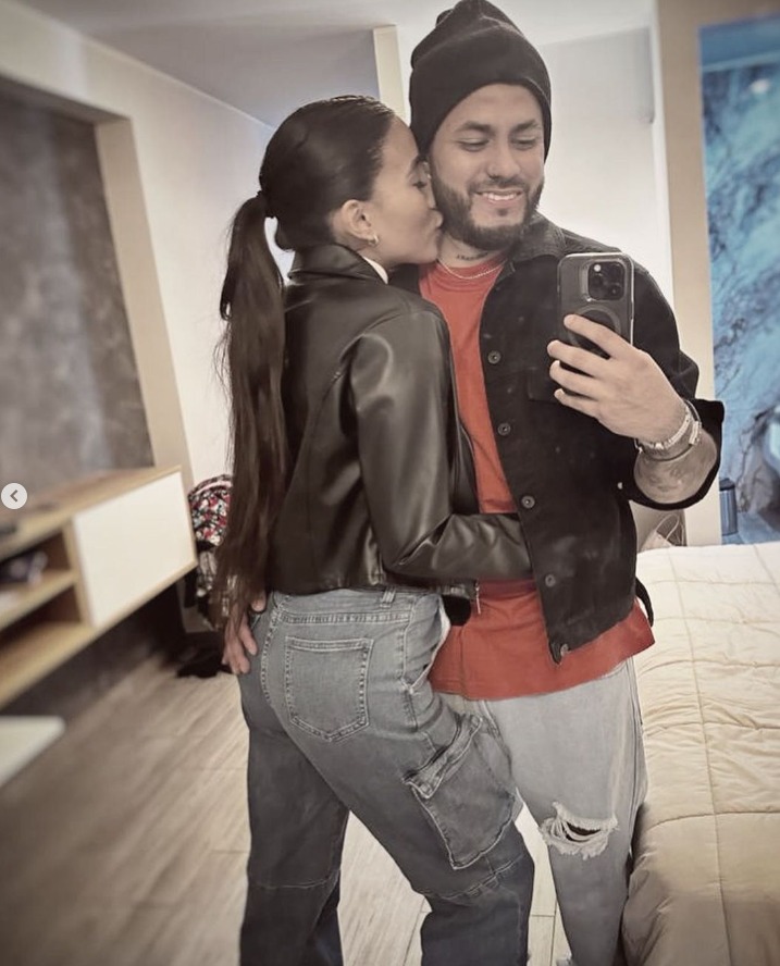 Samahara Lobatón aún tiene foto en Instagram con su pareja. Foto: IG