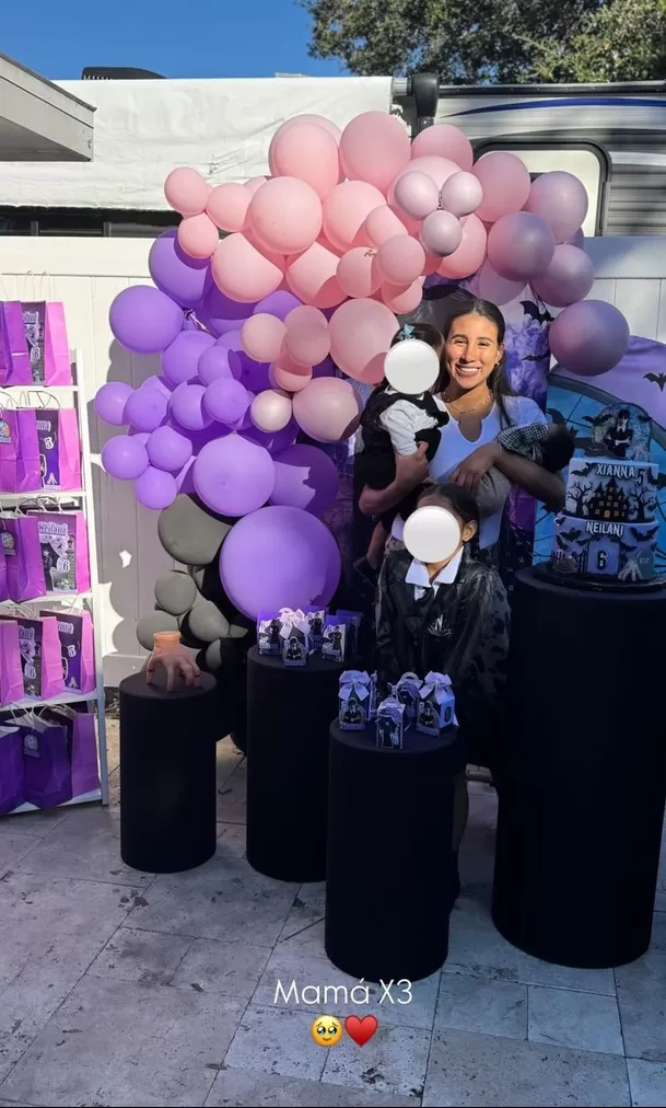 Samahara Lobatón junto a sus tres hijos. Foto: Instagram Samahara Lobatón junto a sus tres hijos. Foto: Instagram