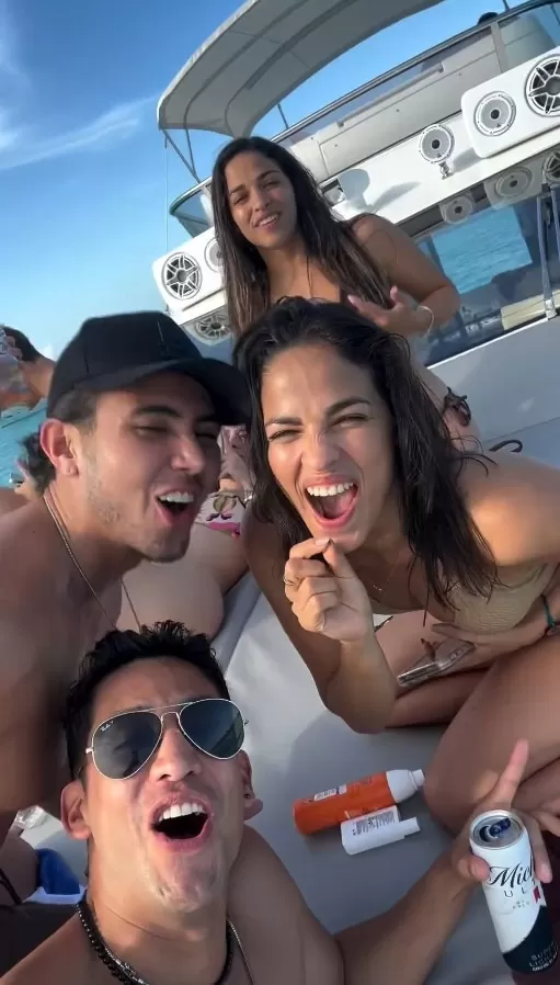 Santiago Suárez,Raysa y Sirena Ortiz en el mismo evento en Cancún, México/Foto: Instagram