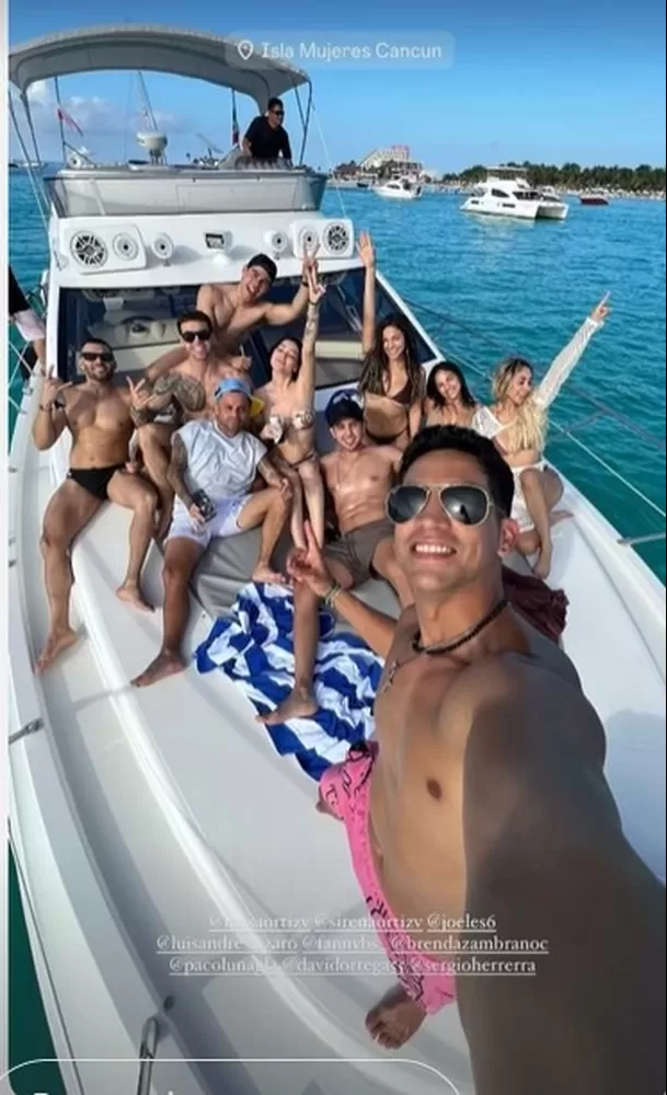 Foto tomada en Cancún en evento donde participaron Raysa Ortiz y Santiago Suárez/Foto: Instagram 